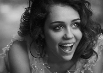  Smiley*Miley