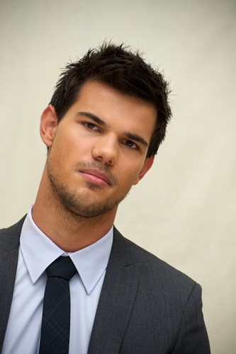 Taylor Lautner - Abduction Press Conference 