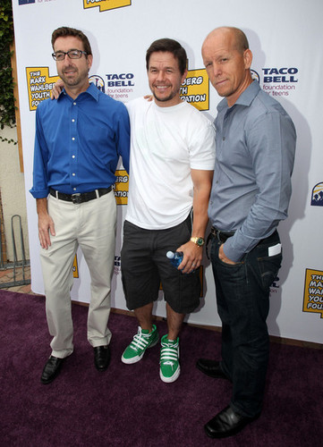  August 31 2011 - Boys & Girls Club Of L.A. Harbor's Graduate To Go Studio Launch