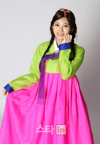  Girl's jour Hanbok cuties <3