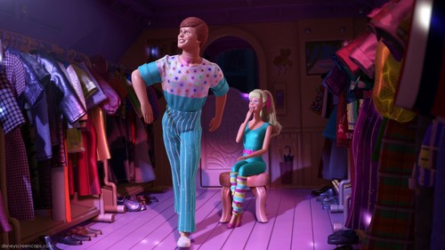  Ken mannequins to Barbie