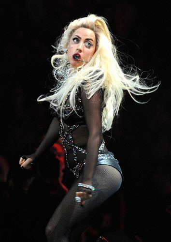  Lady Gaga performing @ iHeartRadio 音楽 Festival