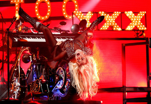 Lady Gaga performing @ iHeartRadio 音乐 Festival
