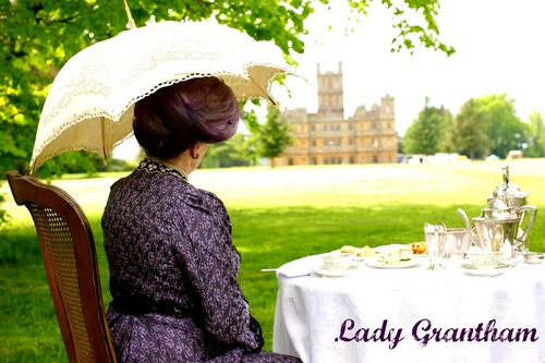  Lady Grantham karatasi la kupamba ukuta