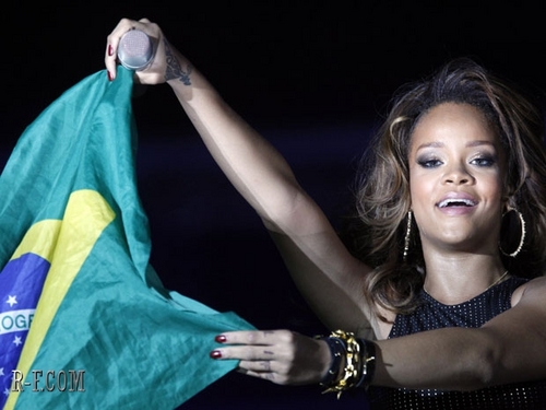  Rihanna - LOUD Tour - Brasilia (Brazil) - September 21, 2011