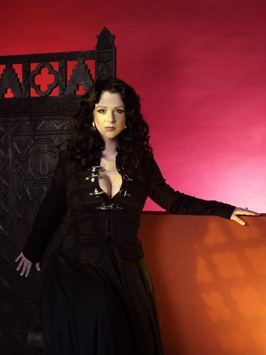  The promotional foto of the album Salomé – the seventh veil