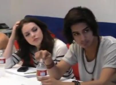 at the iParty With Victorious table read 