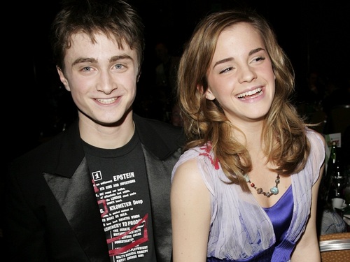  Harry and Hermione wolpeyper