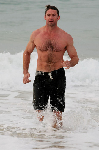  Hugh Jackman goes for a swim in the ocean