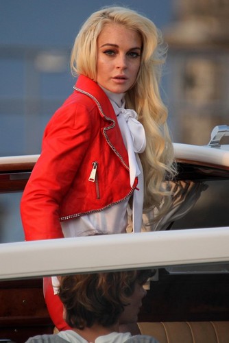  Lindsay Lohan’s ছবি Shoot For Philipp Plein