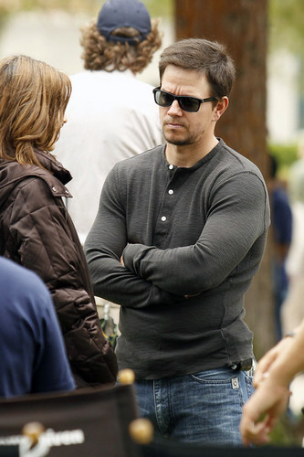 Mark Wahlberg and Jeremy Piven on Set