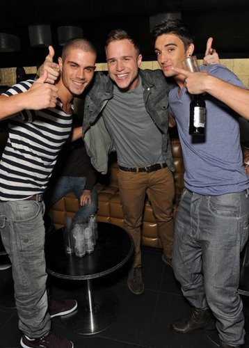  Max, Olly & Tom! On A Boyz Nite Out ;) 100% Real ♥