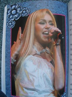  Miley Cyrus books,autographs and photographs