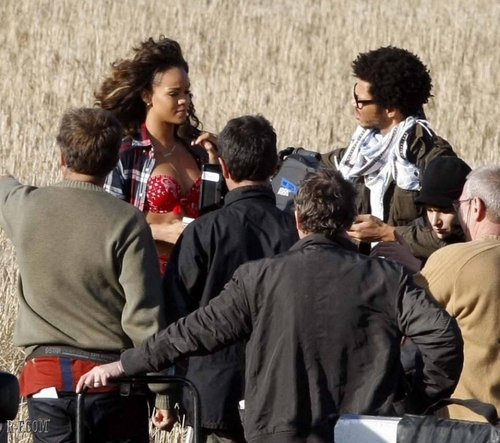  Рианна - On The Set & Behind The Scenes - 'We Found Love'