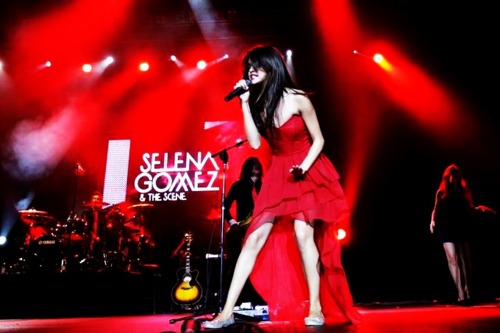  Selena <3