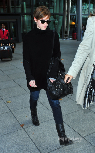 Emma Watson is back in London [October 3] 