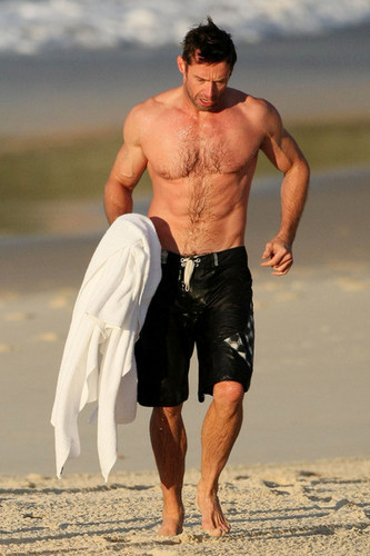  Hugh Jackman on the пляж, пляжный