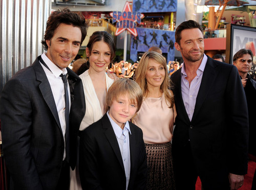 Premiere Of DreamWorks Pictures' "Real Steel" - Red Carpet