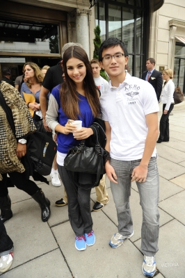  Victoria Justice leaving her hotel in Washington DC