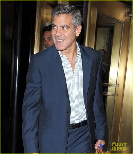  George Clooney: Skinny Dipping is a Tradition at my House!