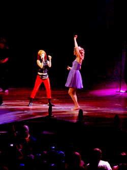  Hayley And Taylor schnell, swift