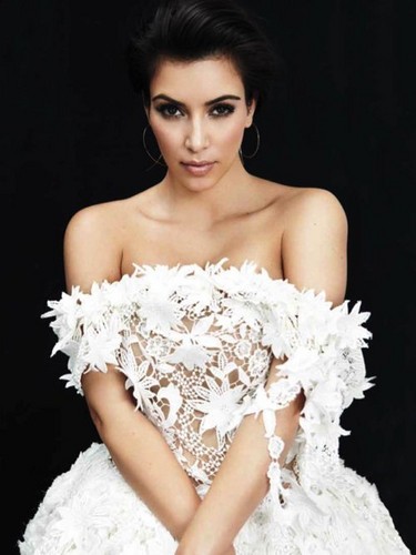  Kim Kardashian Covers InStyle Australia November 2011