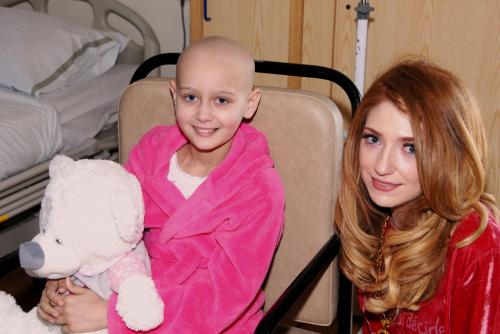  Nicola visiting Alder oi children's hospital [27/09/11]