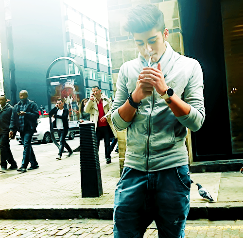  Sizzling Hot Zayn Means mais To Me Than Life It's Self (U Belong Wiv Me!) Smoking! 100% Real ♥