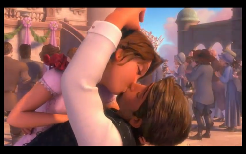  enrolados Last Movie beijar Scene