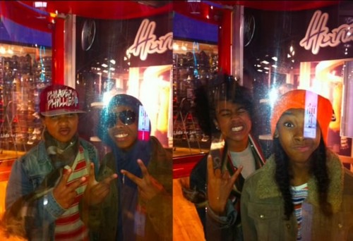  MB at the Mall making Funny Faces :D