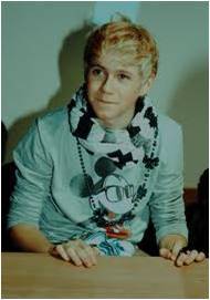  Nialler :) My fave pic of him :3