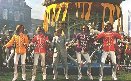  The Bee Gees, George Burns, sergeant Peppers