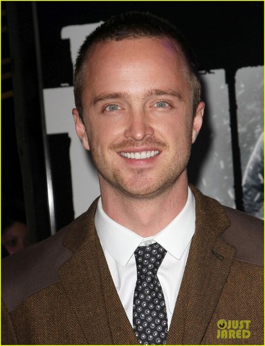  Aaron Paul: 'The Thing' Premiere in Universal City!