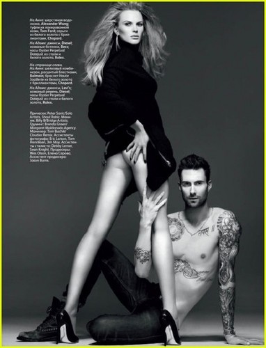  Adam Levine & Anne V: Nude on 'Vogue Russia' Cover