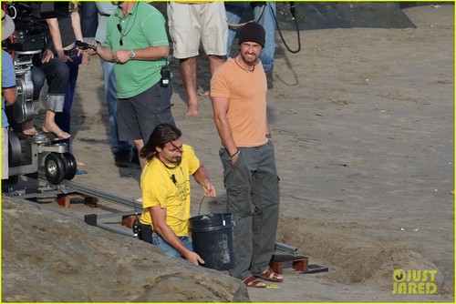  Gerard Butler: 'Of Men and Mavericks' пляж, пляжный Scenes!