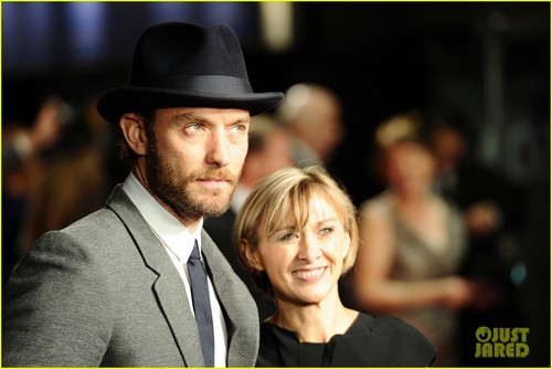  Jude Law: '360' Premiere at BFI ロンドン Film Festival!