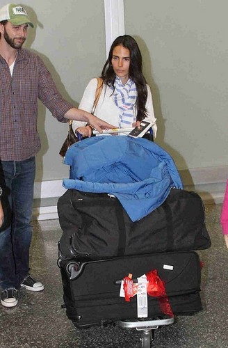  Jordana - Jordana and Andrew arrives to Rio de Janeiro's Airport, Apr 10, 2011