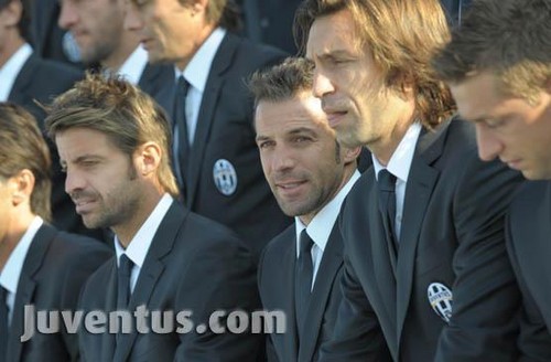  Juventus 2011-2012 चित्र shoot at new stadium