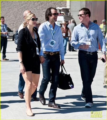  Kate Winslet: Spaceport Launch With Ned Rocknroll!