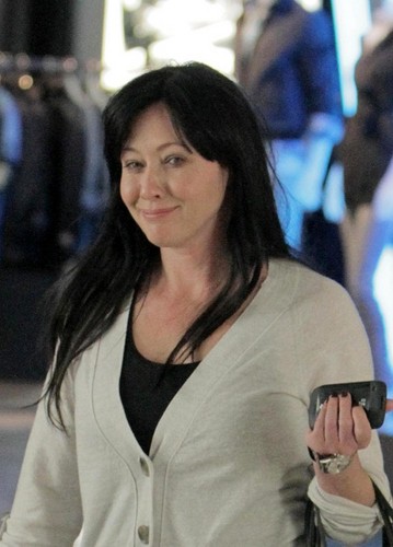  Shannen - Shops at The Armani Exchange on Robertson Blvd, March 4th, 2010
