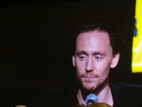 Tom Hiddleston @ The Avengers Panel, New York Comic Con 2011
