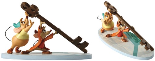  Walt Disney Figurines - Gus & Jaq