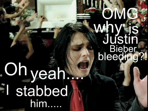  Why Is Justin Bieber Bleeding?!