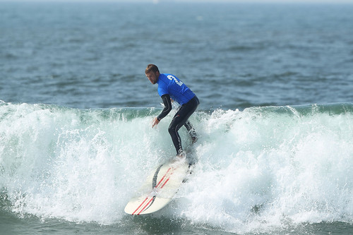  4th Annual Project Save Our Surf’s 'Surf 2011 Celebrity Surfathon’ – 日 1 [October 15, 2011]