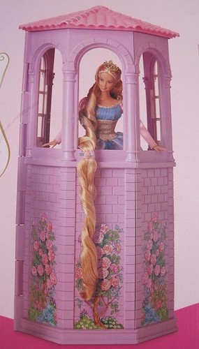  芭比娃娃 as Rapunzel - tower playset