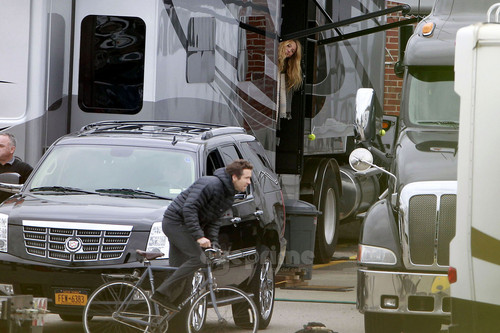  Blake Lively visits Ryan Reynolds on Set in Boston