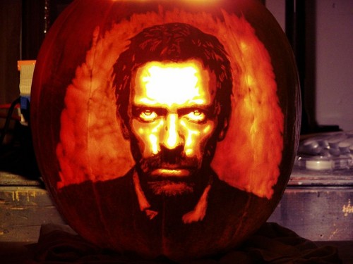  Hugh Laurie designed a pumpkin?