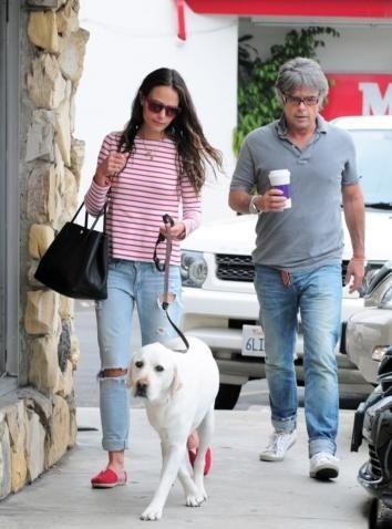 Jordana  - JB arrived at the Sherman Oaks Veterinary Group with her pooch in CA, July 12. 2011