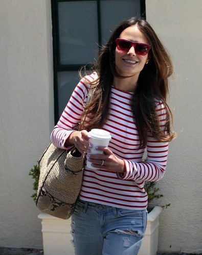  Jordana - Leaving a hair salon in Los Angeles, CA, jun 21. 2011
