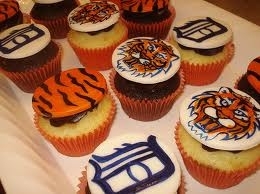  KATY Tiger cupcake